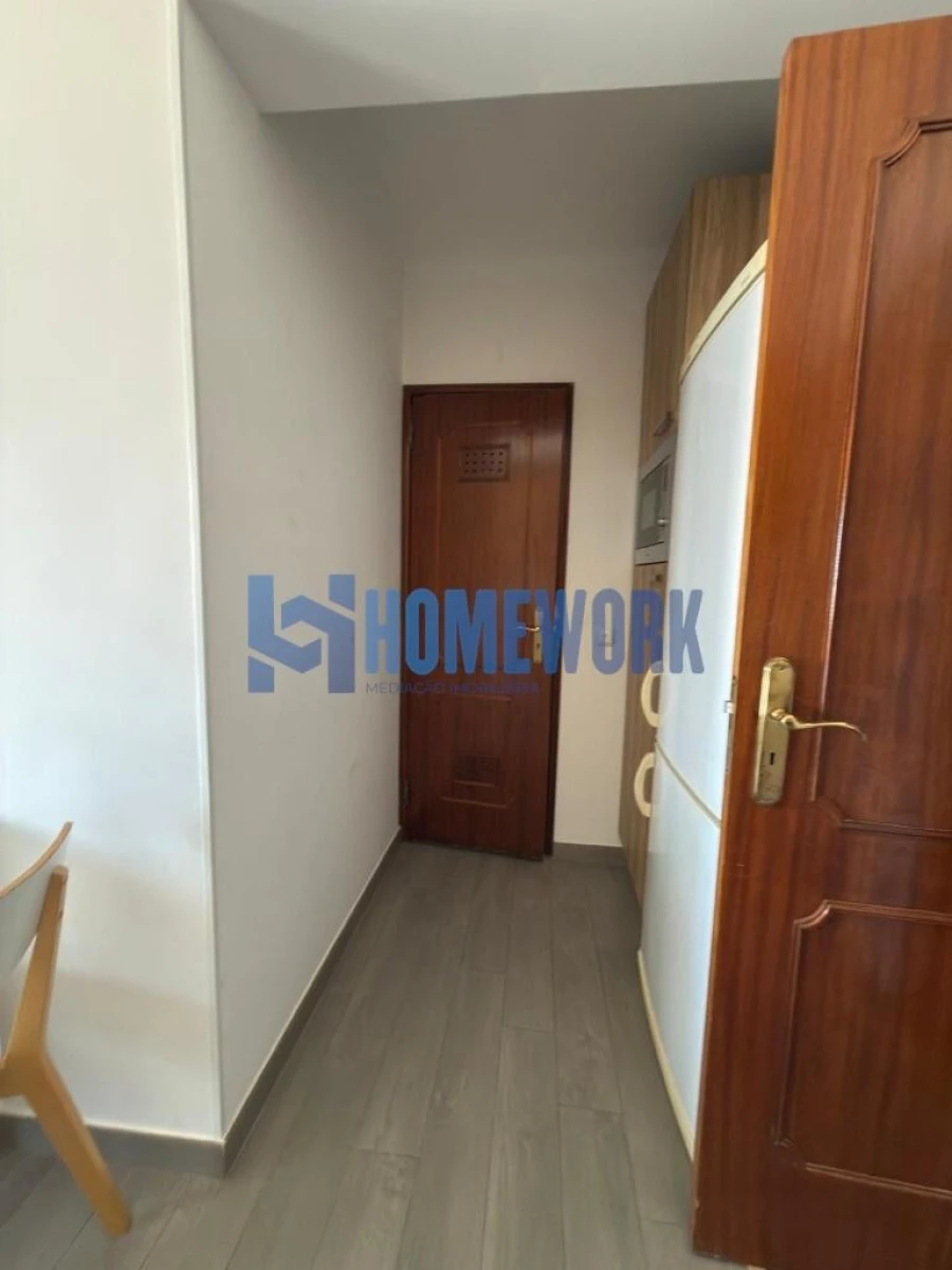 Apartamento T2 para Arrendamento em Barreiro e Lavradio Foto 13