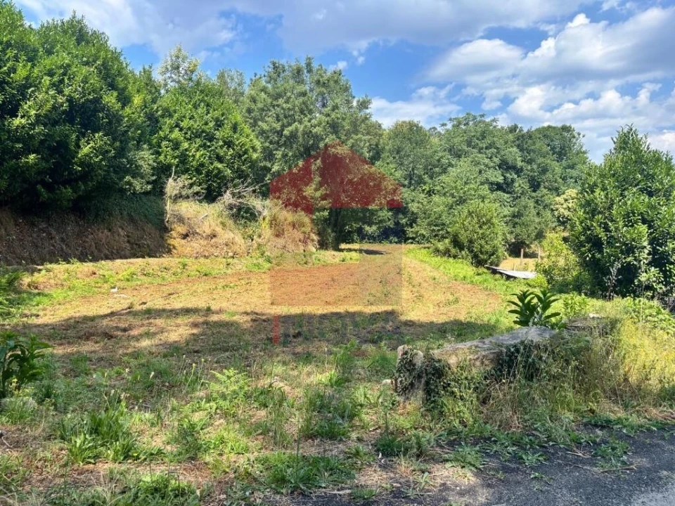 Terreno para Venda em Parada de Gatim Foto 1