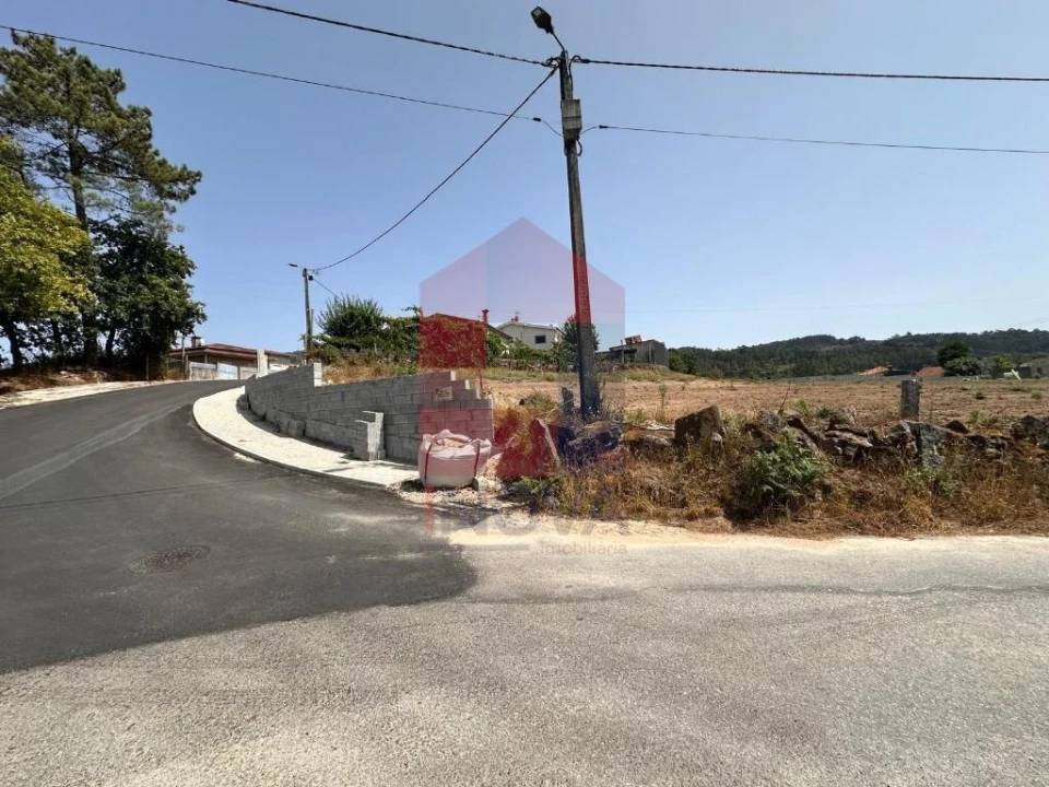 Terreno para Venda em Torre e Portela Foto 17