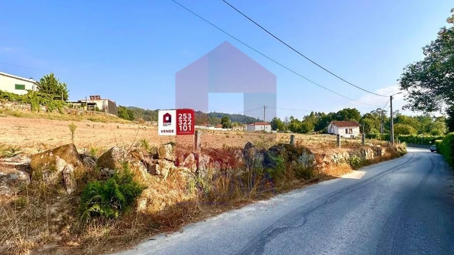 Terreno para Venda em Torre e Portela