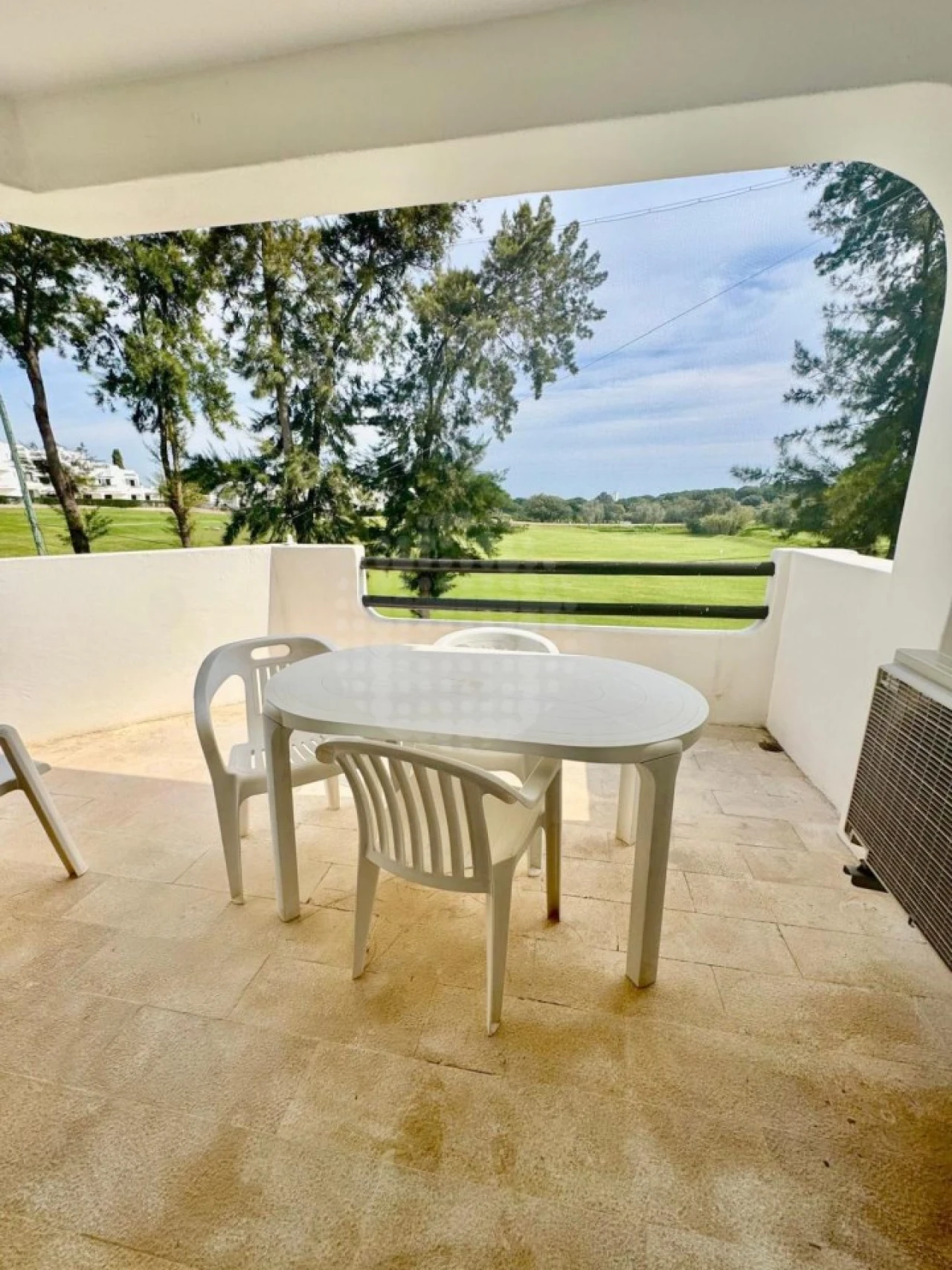 Apartamento T2 para Venda em Albufeira e Olhos de Água Foto 3