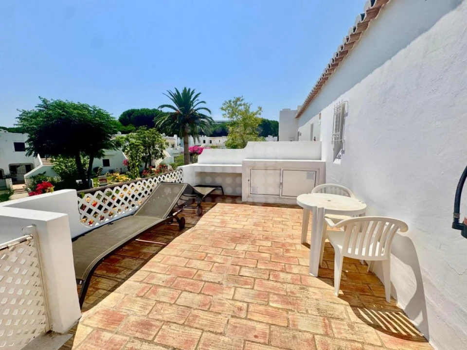 Apartamento T1 para Venda em Albufeira e Olhos de Água Foto 2