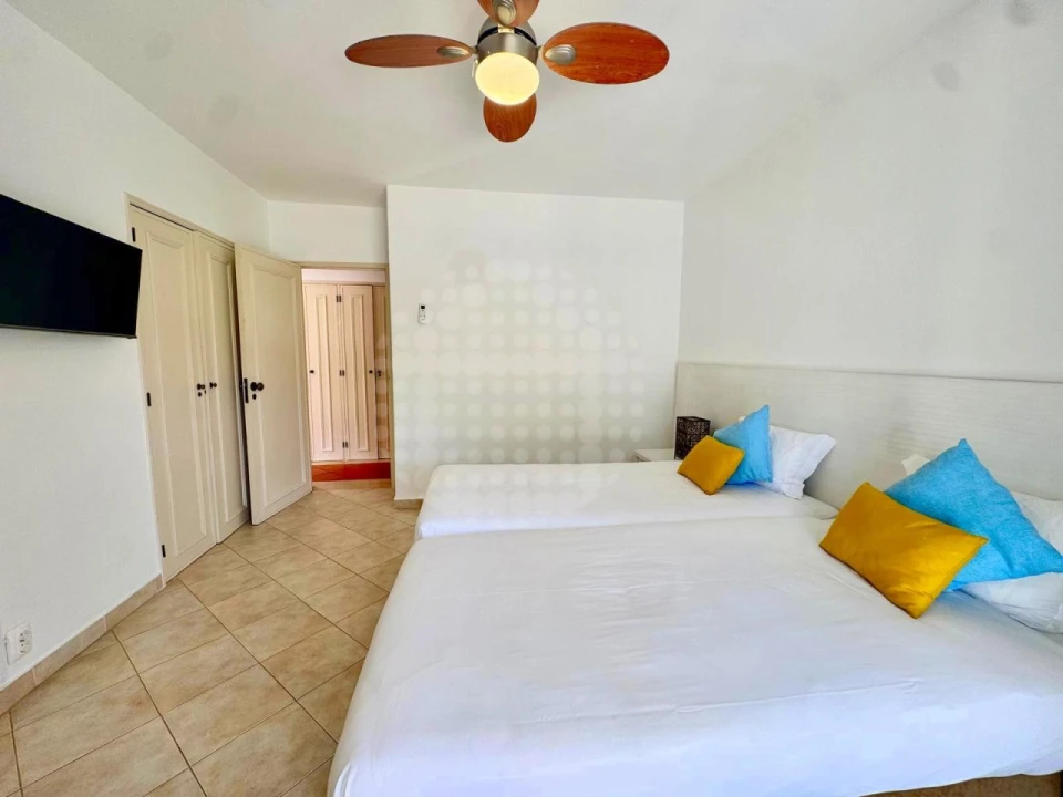 Apartamento T1 para Venda em Albufeira e Olhos de Água Foto 13