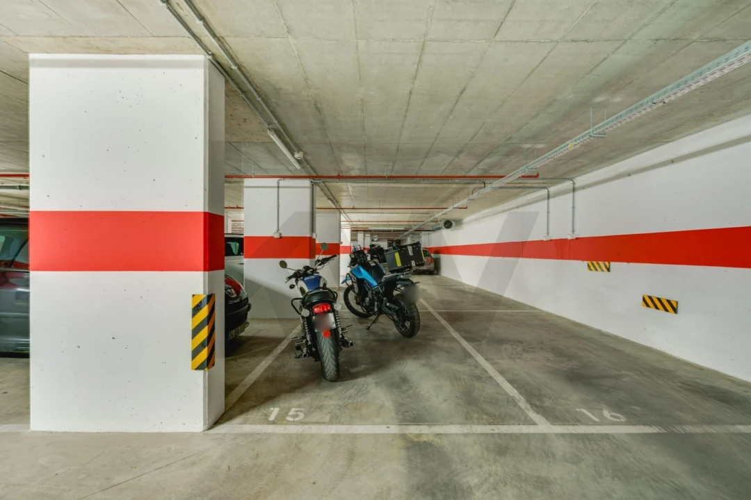Apartamento T2 para Venda em Lumiar Foto 20