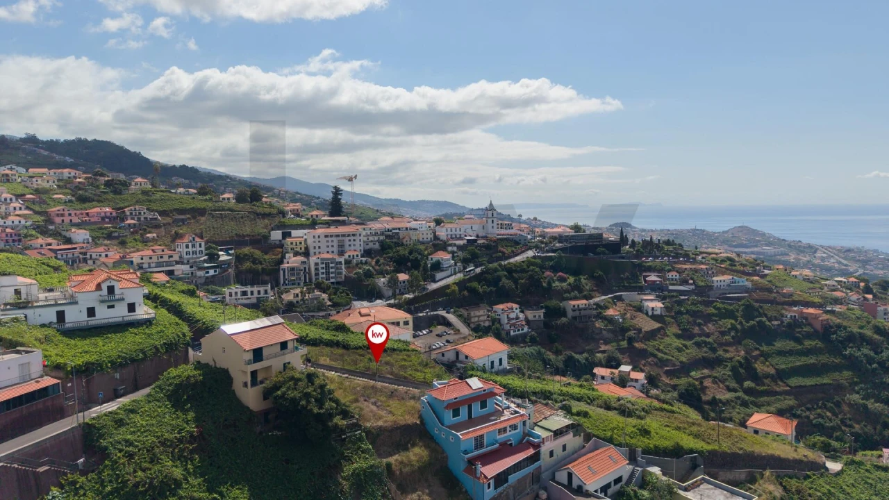 Terreno para Venda em Estreito de Camara de Lobos Foto 20