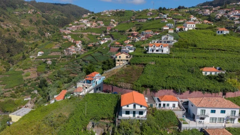 Terreno para Venda em Estreito de Camara de Lobos