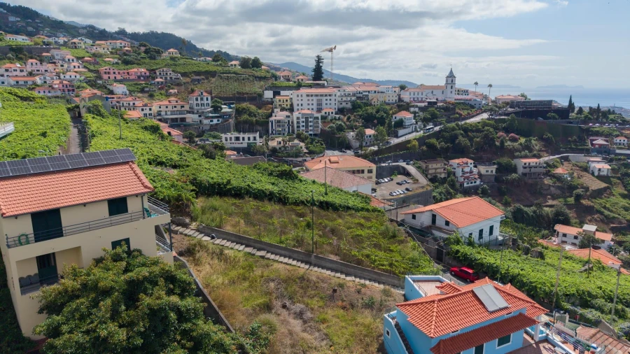 Terreno para Venda em Estreito de Camara de Lobos Foto 22