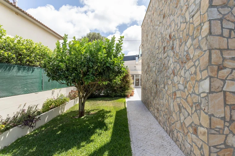 Moradia T4 para Venda em São João das Lampas e Terrugem Foto 72
