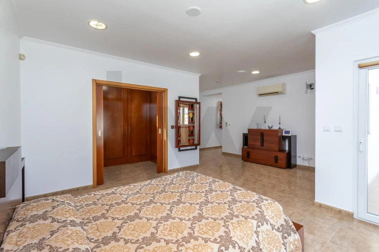 Moradia T4 para Venda em São João das Lampas e Terrugem Foto 31
