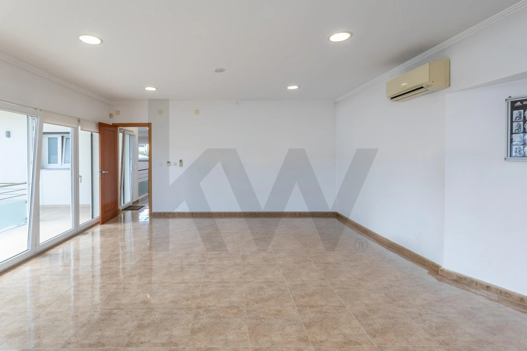 Moradia T4 para Venda em São João das Lampas e Terrugem Foto 53