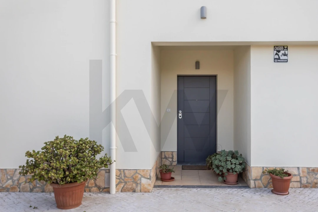 Moradia T4 para Venda em São João das Lampas e Terrugem Foto 3