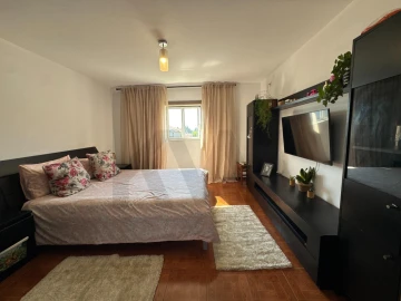 Apartamento T4 para Venda em Rio de Loba