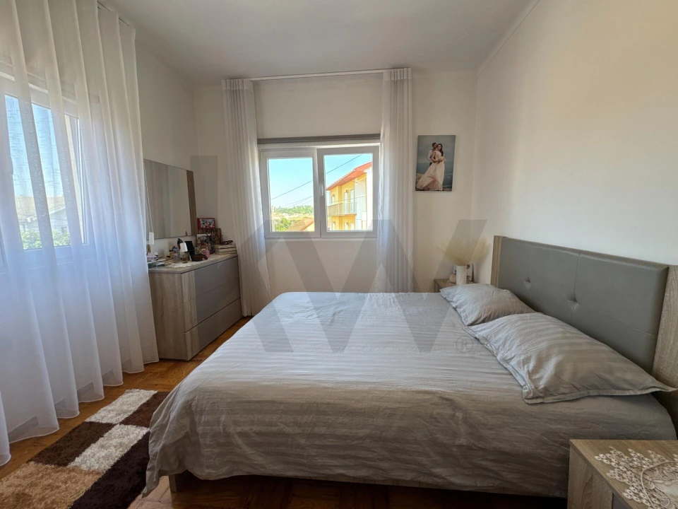 Apartamento T4 para Venda em Rio de Loba Foto 15
