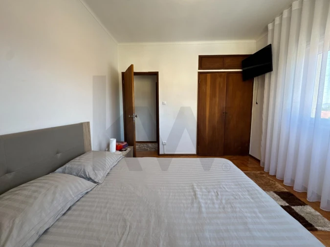 Apartamento T4 para Venda em Rio de Loba Foto 16