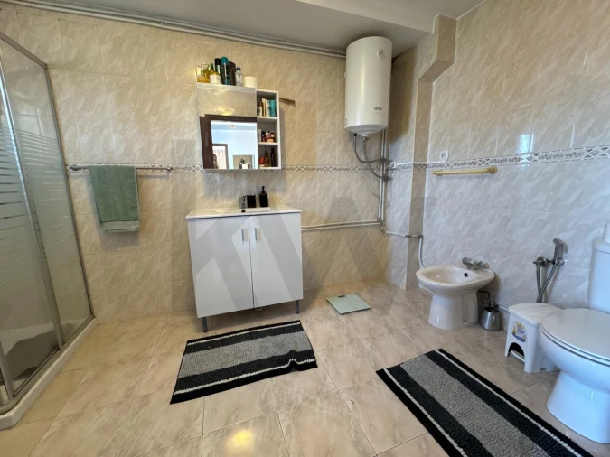 Apartamento T4 para Venda em Rio de Loba Foto 28