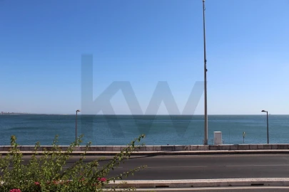 Apartamento T2 para Arrendamento em Oeiras e São Julião da Barra, Paço de Arcos e Caxias