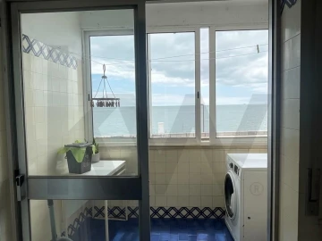 Apartamento T2 para Arrendamento em Oeiras e São Julião da Barra, Paço de Arcos e Caxias