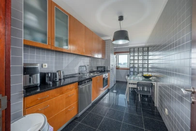 Apartamento T3 para Venda em Cidade da Maia