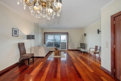 Apartamento T3 para Venda em Cidade da Maia
