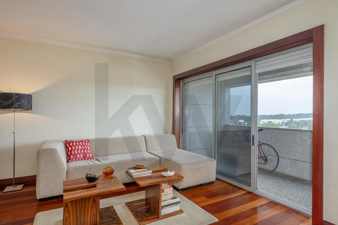 Apartamento T3 para Venda em Cidade da Maia Foto 5