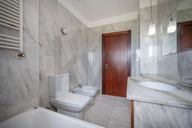 Apartamento T3 para Venda em Cidade da Maia Foto 28