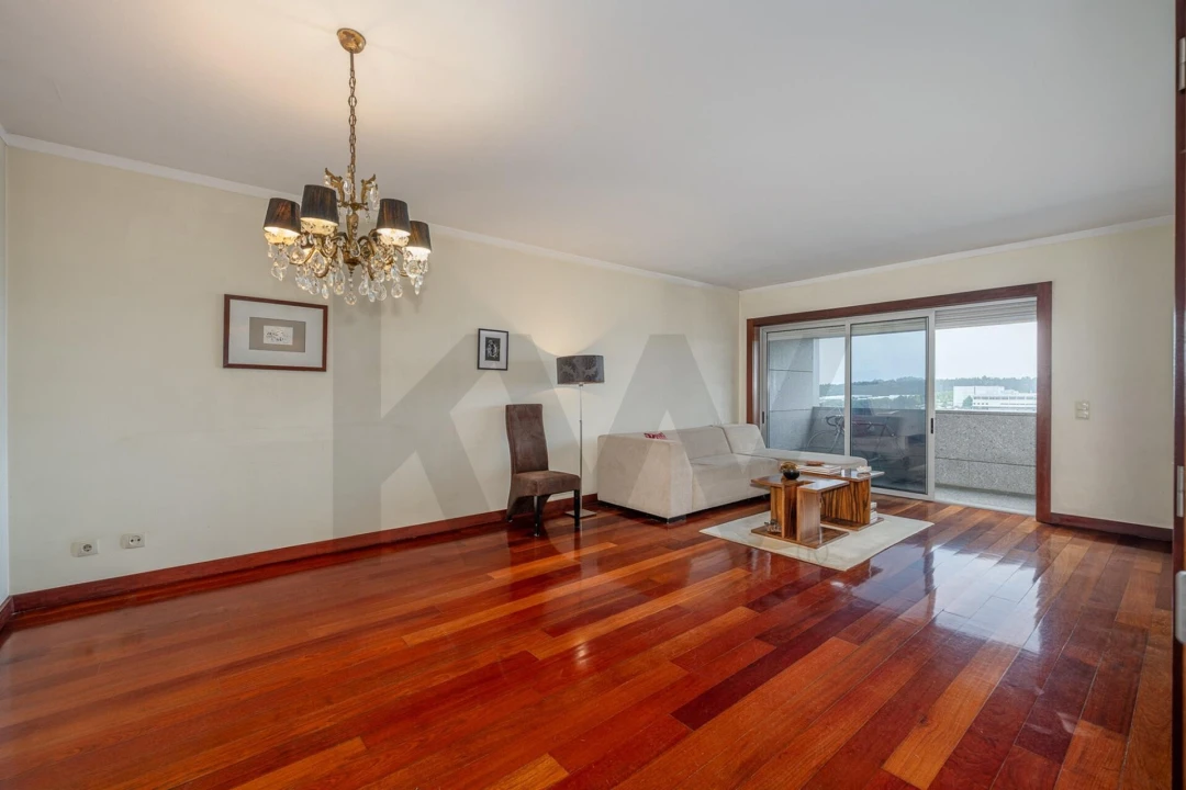 Apartamento T3 para Venda em Cidade da Maia Foto 3