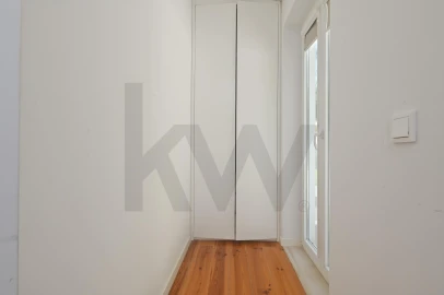 Apartamento T2 para Arrendamento em Oeiras e São Julião da Barra, Paço de Arcos e Caxias