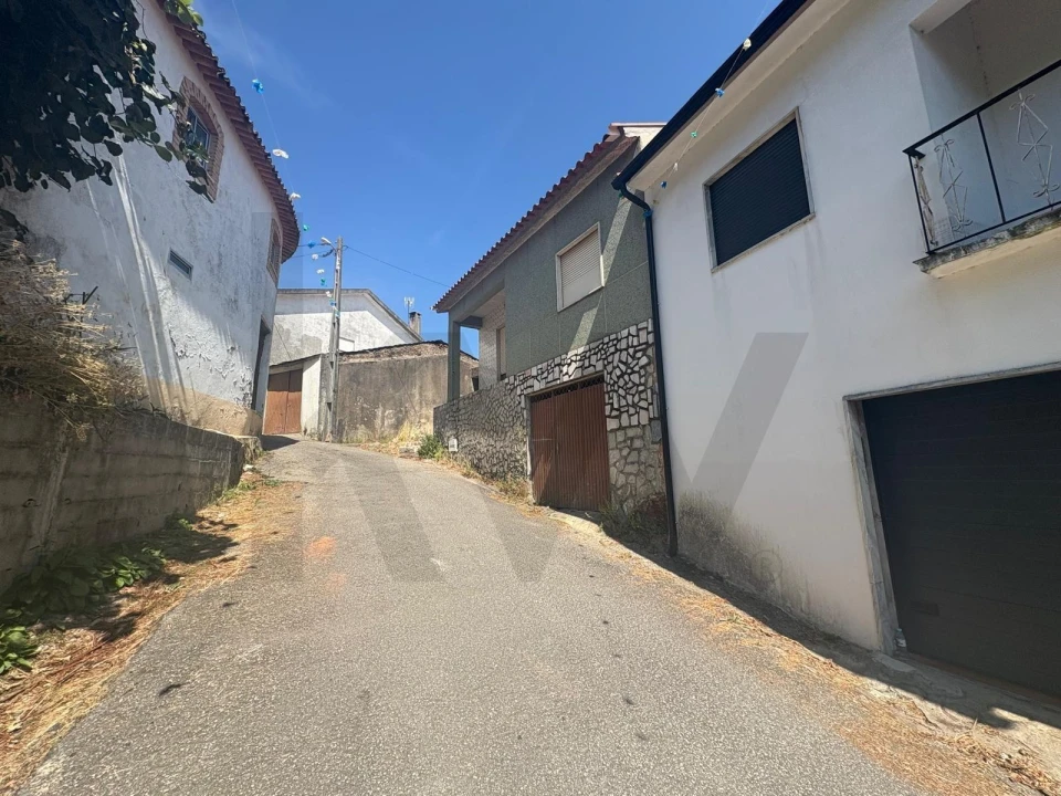Moradia T4 para Venda em Penacova Foto 20