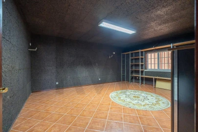Moradia T7 para Venda em Eiras e São Paulo de Frades