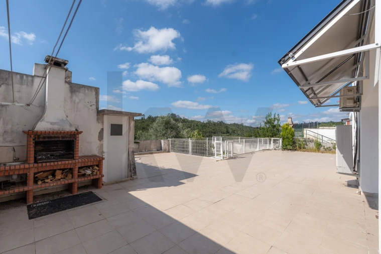 Moradia T7 para Venda em Eiras e São Paulo de Frades Foto 19