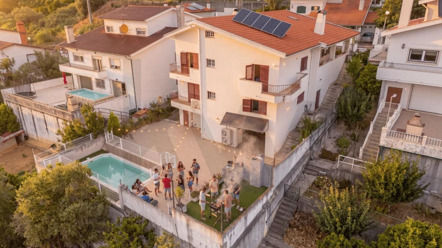 Moradia T7 para Venda em Eiras e São Paulo de Frades