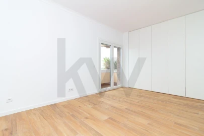 Apartamento T2 para Arrendamento em Vila Franca de Xira