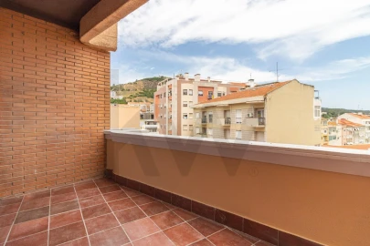 Apartamento T2 para Arrendamento em Vila Franca de Xira