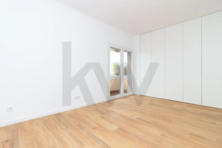 Apartamento T2 para Arrendamento em Vila Franca de Xira Foto 9