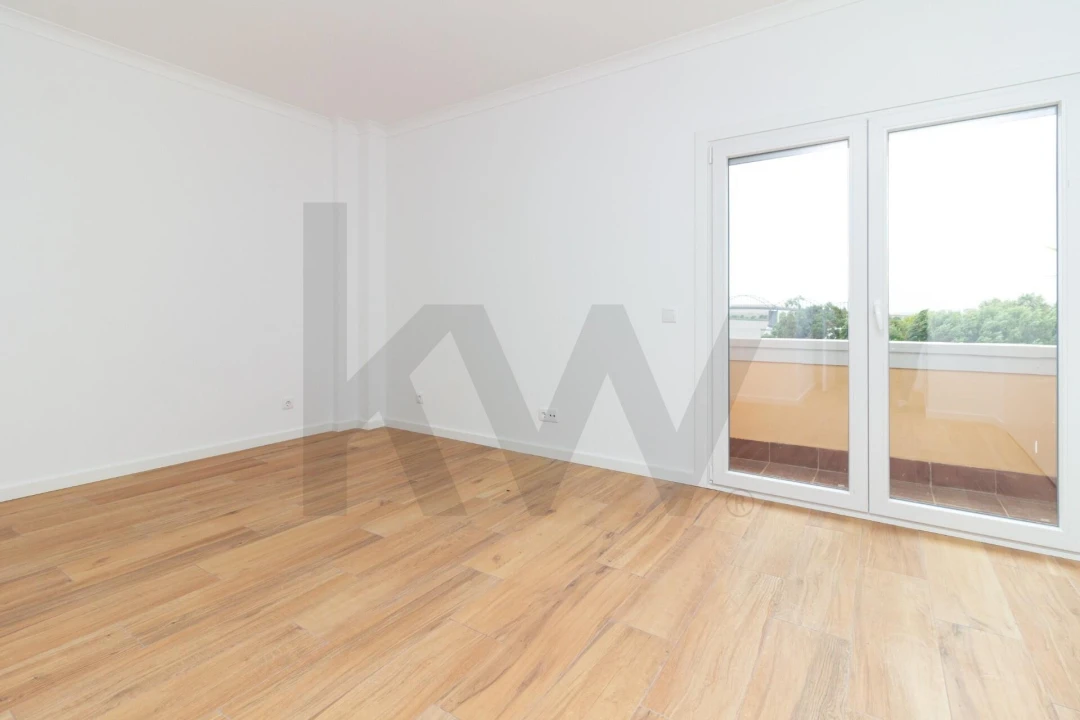 Apartamento T2 para Arrendamento em Vila Franca de Xira Foto 8