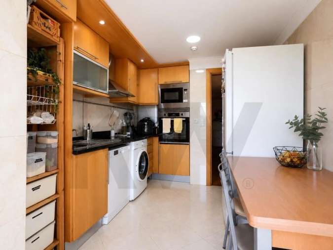 Apartamento T3 para Arrendamento em Charneca de Caparica e Sobreda Foto 4