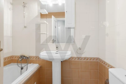 Apartamento T4 para Venda em Agualva e Mira-Sintra