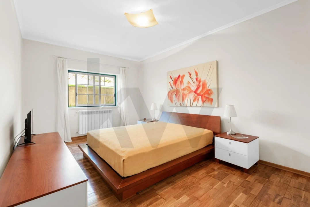 Apartamento T4 para Venda em Agualva e Mira-Sintra Foto 18