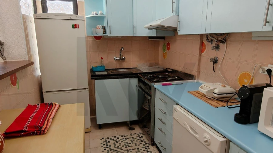Apartamento T1 para Venda em Portimão Foto 7