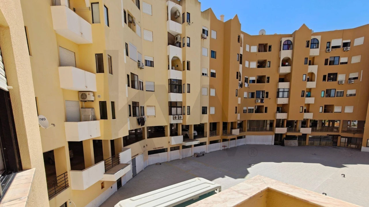 Apartamento T1 para Venda em Portimão Foto 1