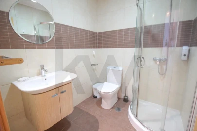 Apartamento T2 para Arrendamento em Caniço