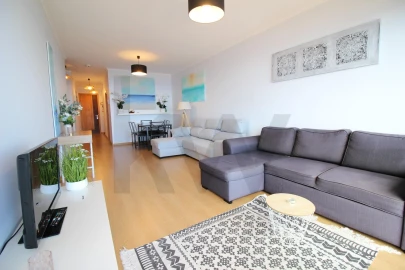 Apartamento T2 para Arrendamento em Caniço