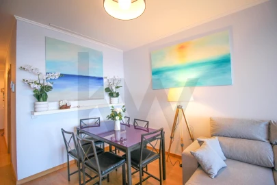 Apartamento T2 para Arrendamento em Caniço