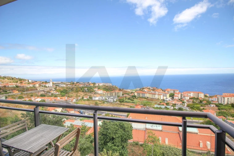 Apartamento T2 para Arrendamento em Caniço Foto 16