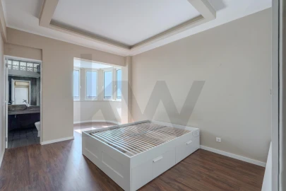 Apartamento T4 para Arrendamento em Cascais e Estoril