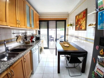 Apartamento T2 para Venda em Nossa Senhora do Pópulo, Coto e São Gregório