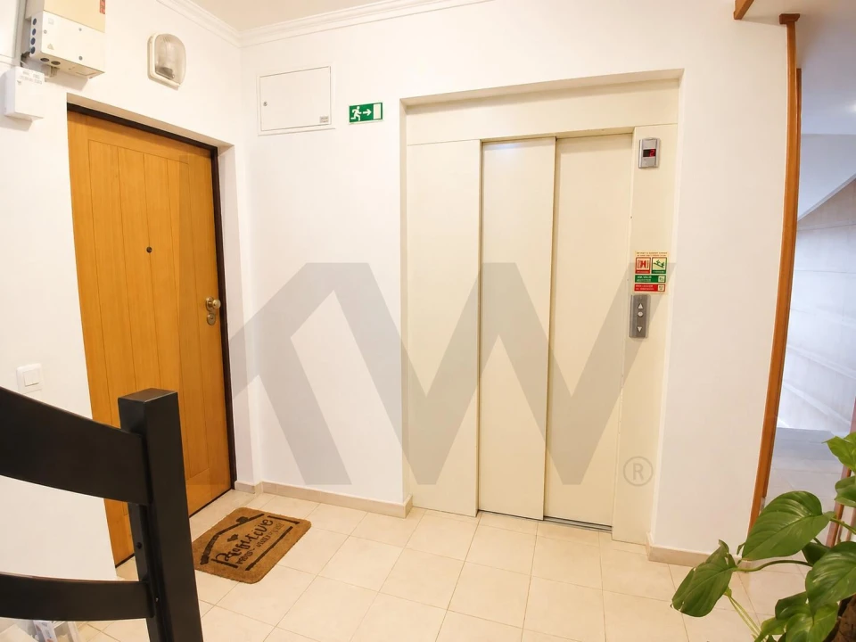 Apartamento T2 para Venda em Nossa Senhora do Pópulo, Coto e São Gregório Foto 2