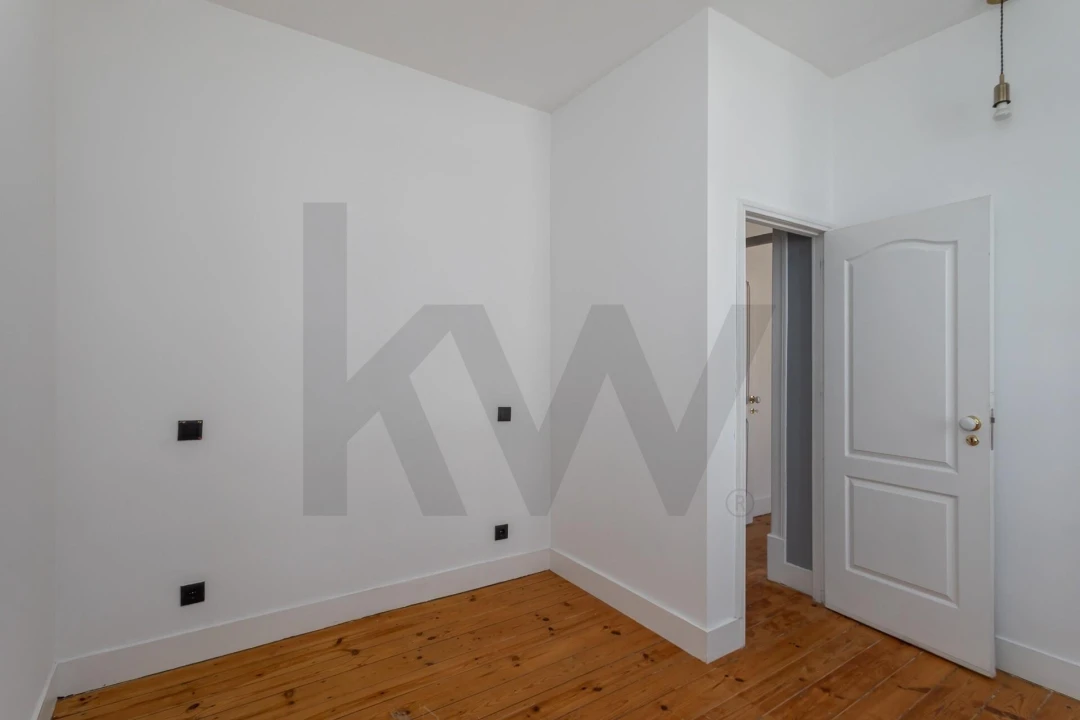 Apartamento T3 para Venda em Arroios Foto 17