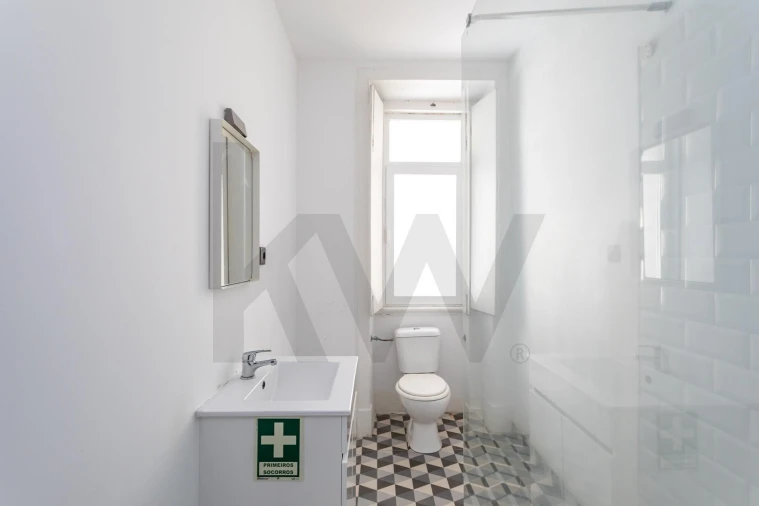 Apartamento T3 para Venda em Arroios Foto 34