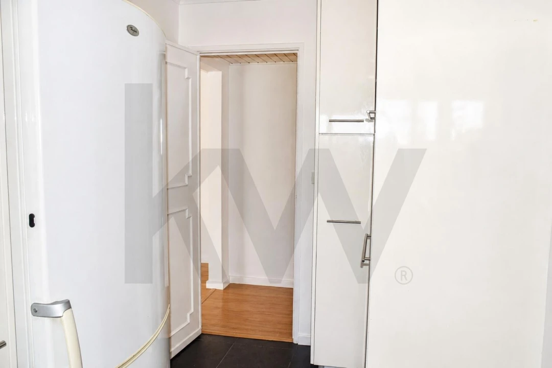 Apartamento T4 para Arrendamento em Lumiar Foto 10